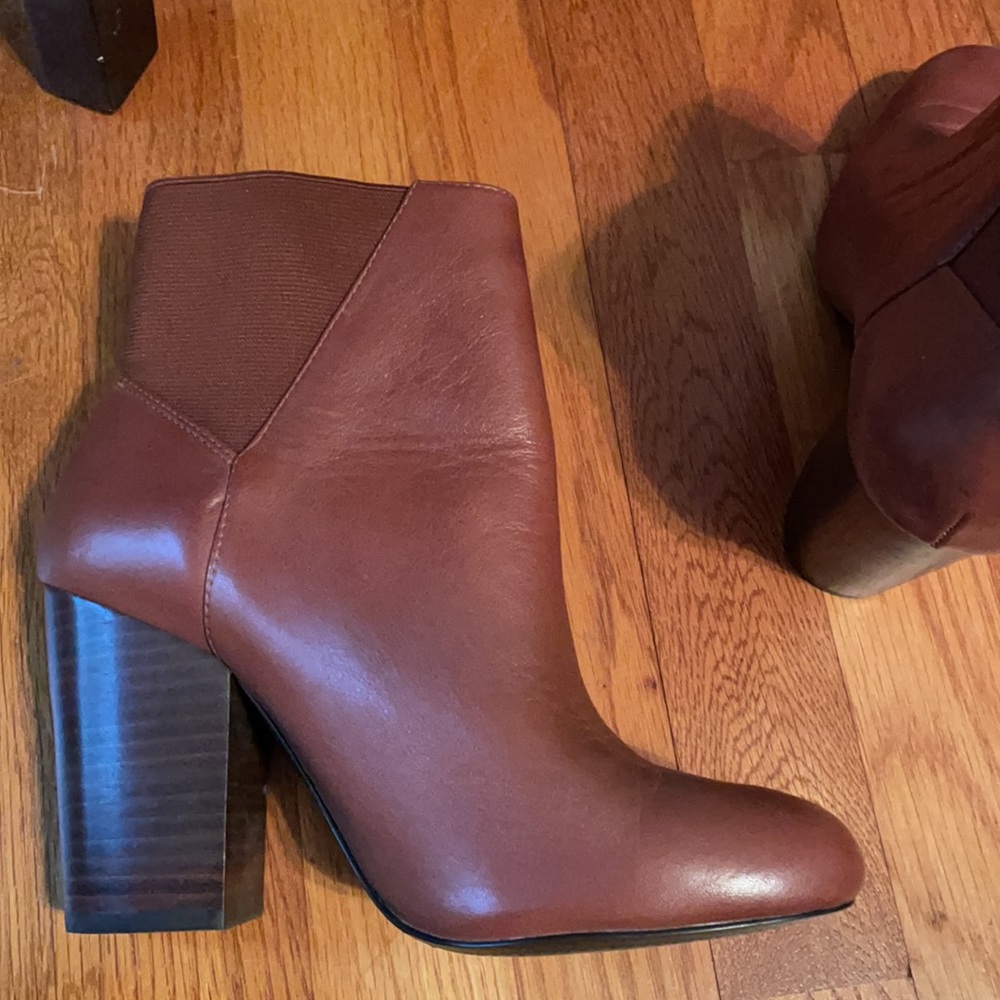 BCBG Generation Boots - Picture 4 of 5